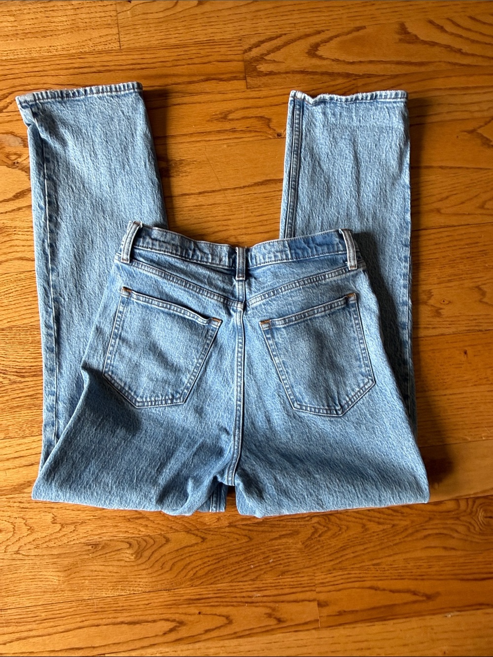 Abercrombie & Fitch Light Blue Ultra High-Rise Straight Jeans - Picture 3 of 3